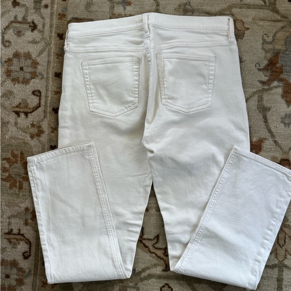 J Crew Women's White Jeans, Size 31 - Picture 2 of 3